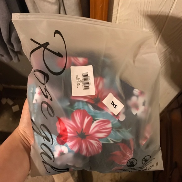 SOLD Tropical Flower Print Plus Size Swimwear READ BIO - Picture 6 of 8